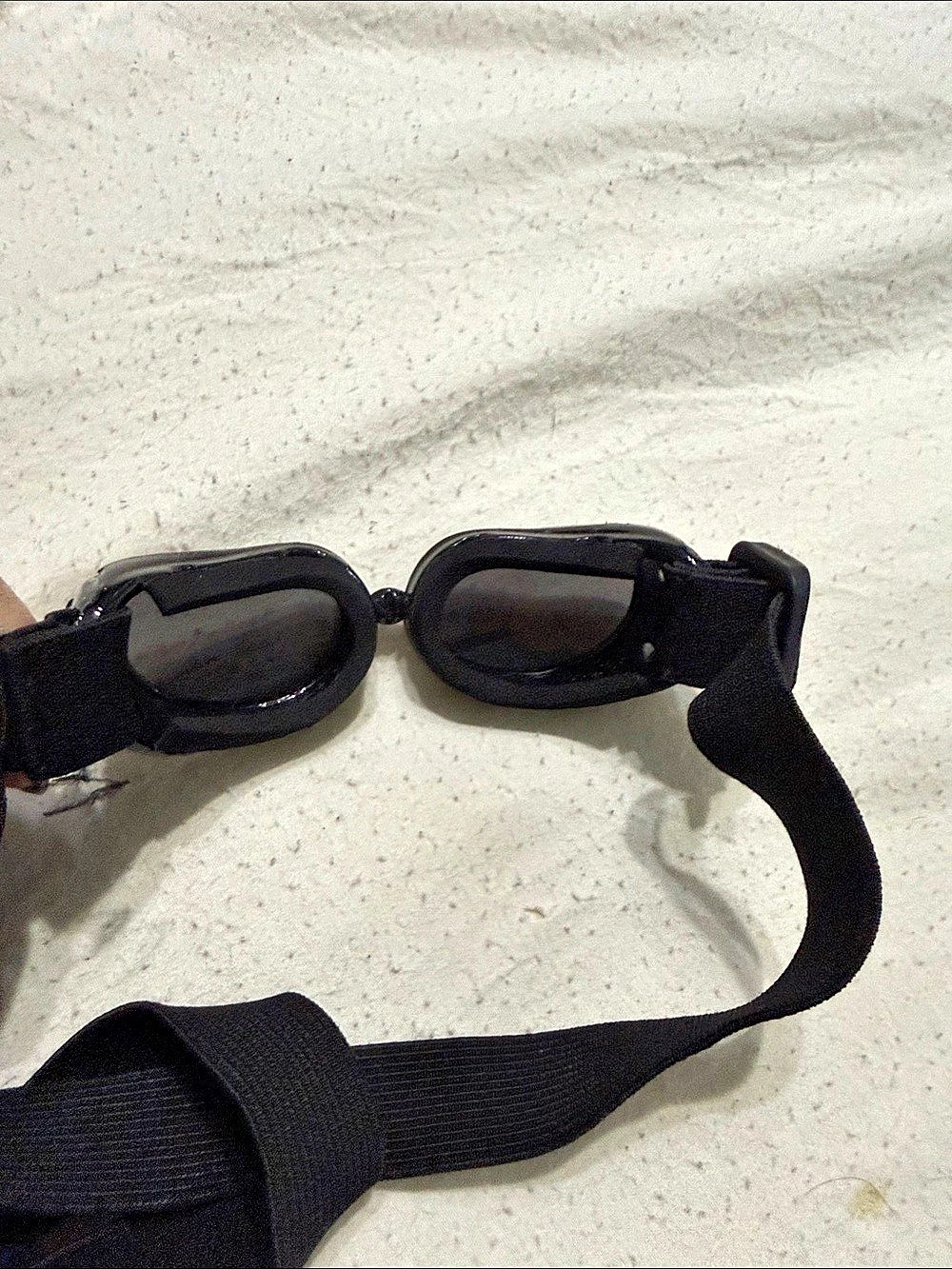Black Goggles - Picture 3 of 6